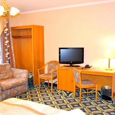 Zum Goldenen Hirsch 3*