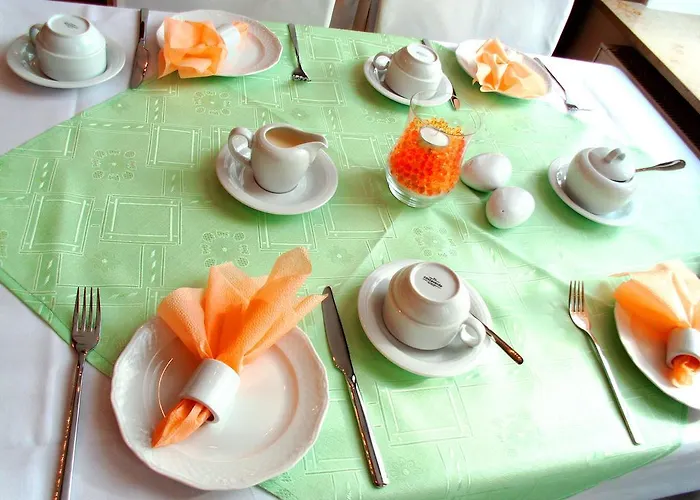 Zum Goldenen Hirsch Hotel Sankt Kilian