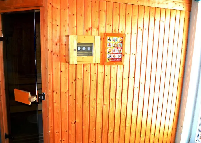 Zum Goldenen Hirsch Hotel