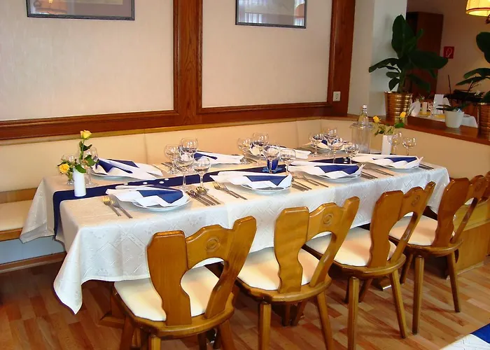 Zum Goldenen Hirsch Hotel Sankt Kilian